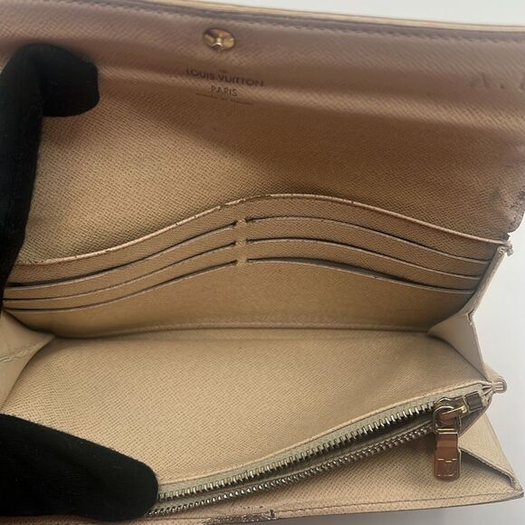 LOUIS VUITTON DAMIER AZUR SARAH WALLET - Picture 14 of 16